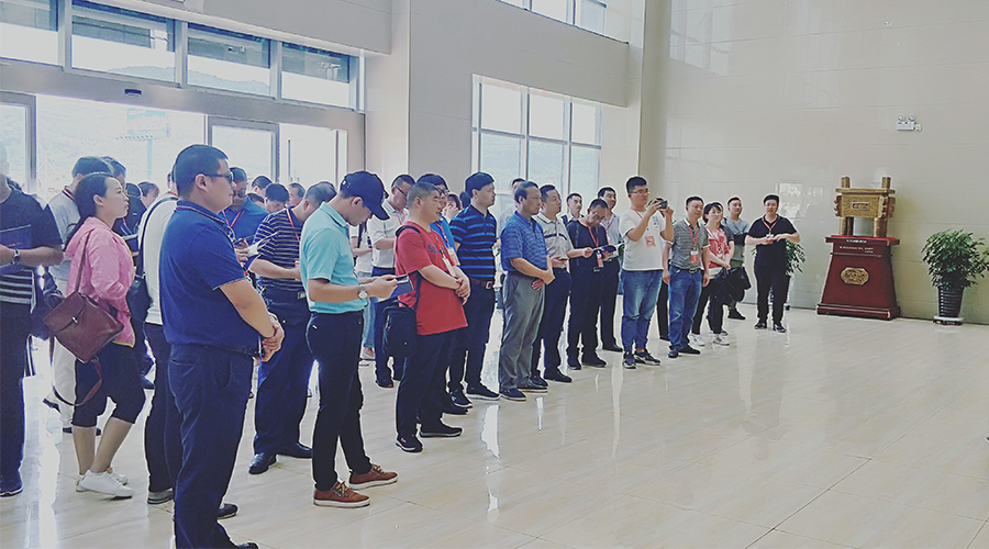 俄罗斯·专享会(中国集团)官方网站